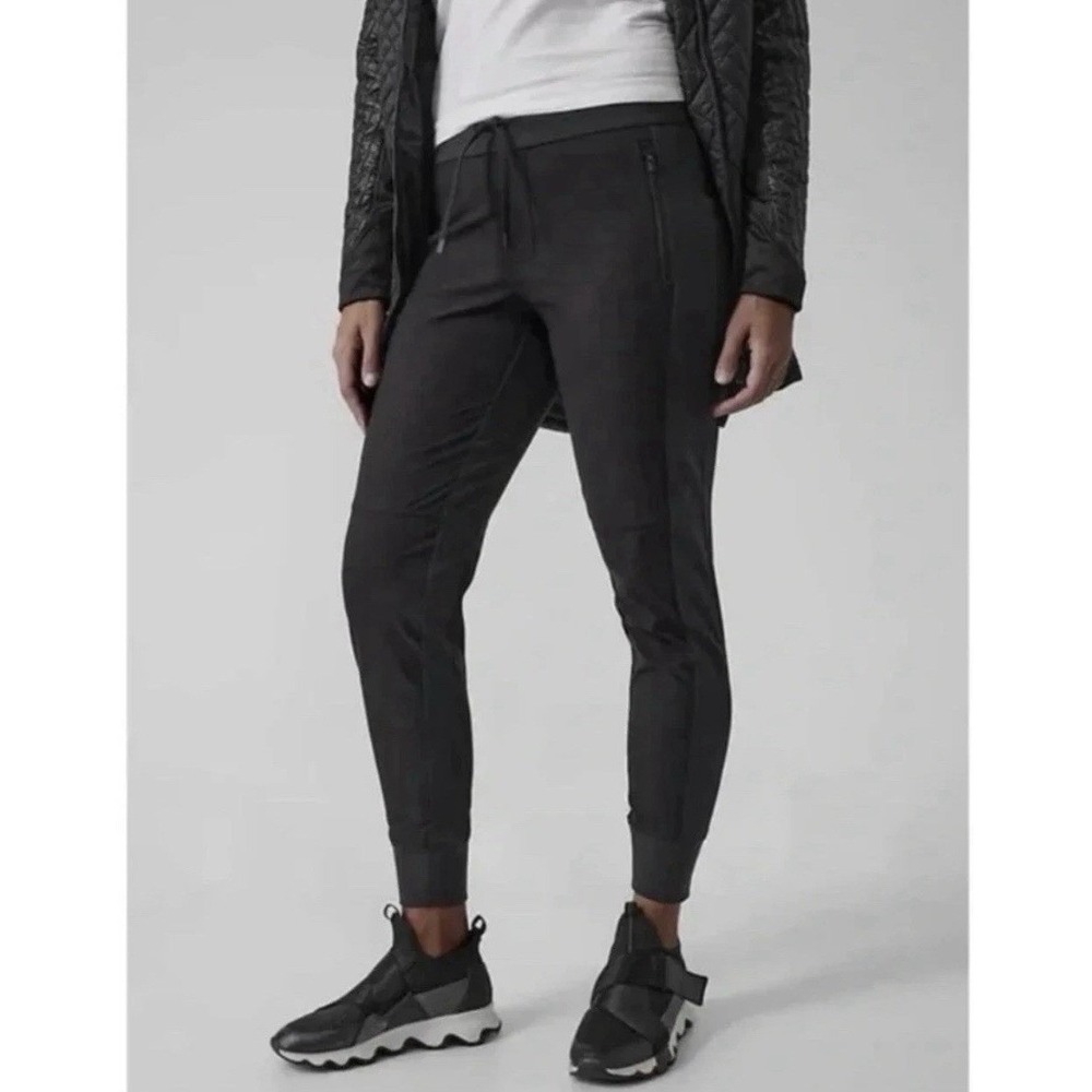 Athleta Headlands Hybrid Trek Jogger Black Hiking Trail Pants Size 8 Gorpcore
